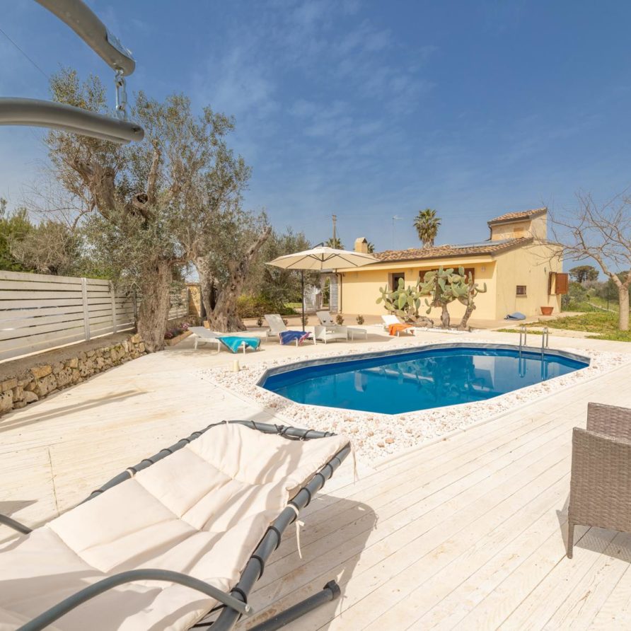 Ferienhaus mit Pool apulien